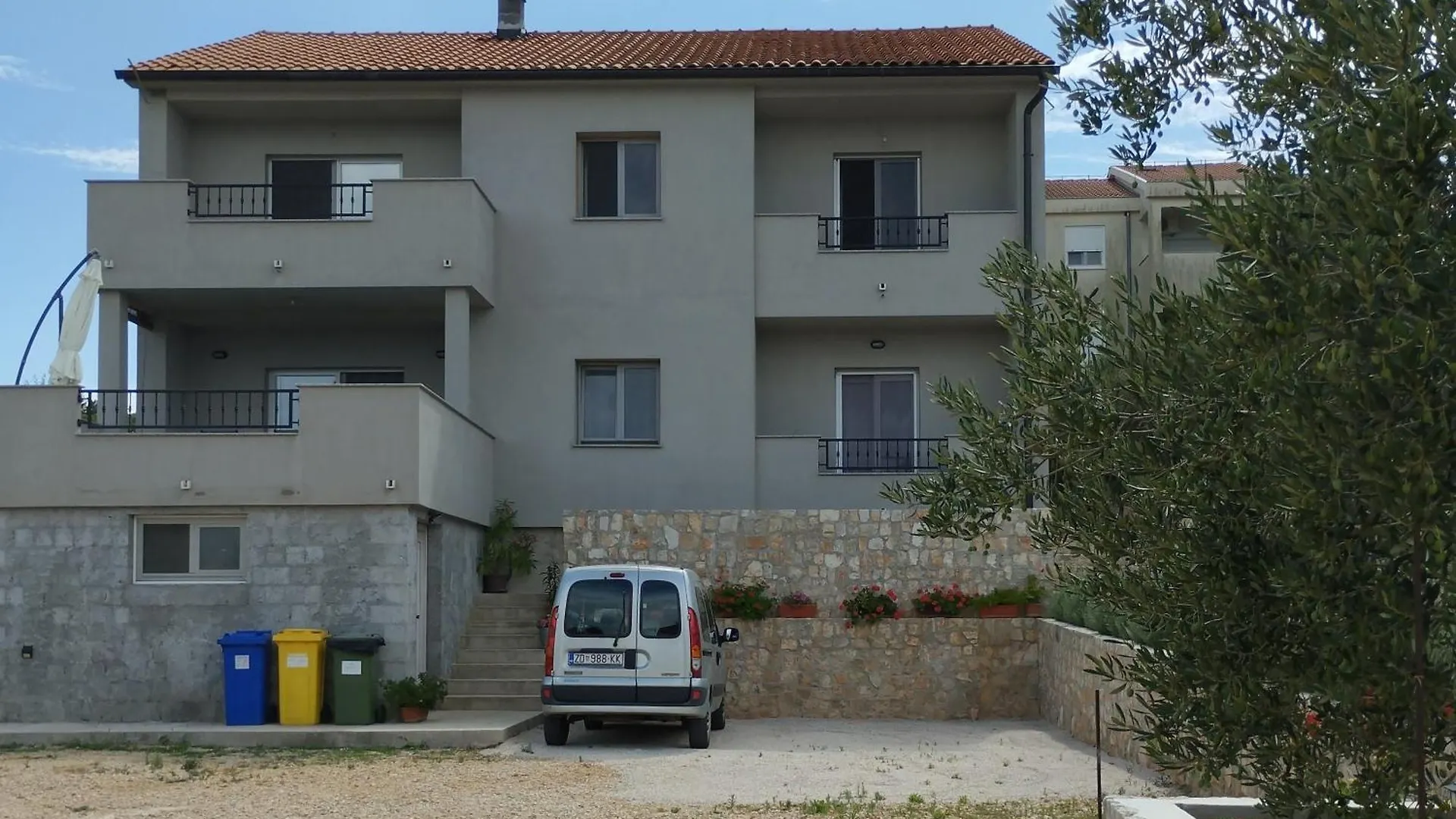 Apartments With A Parking Space Tkon, Pasman - 19127